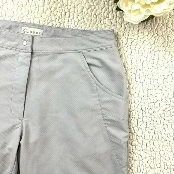 Nancy Lopez Gray Lightweight Moisture Wicking V-Cut Golf Athletic Shorts Size 10 - Picture 6 of 15
